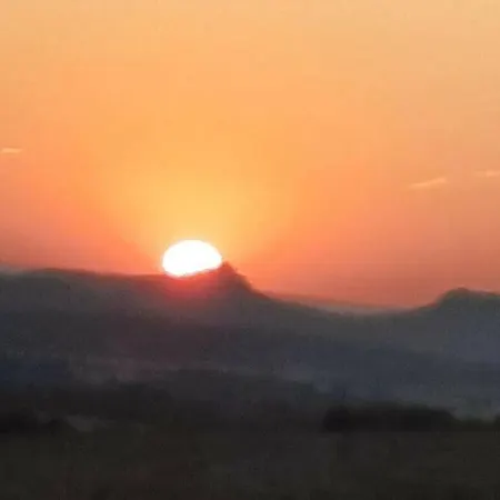 On The Edge Of Town Comfortable Vacation Appartement