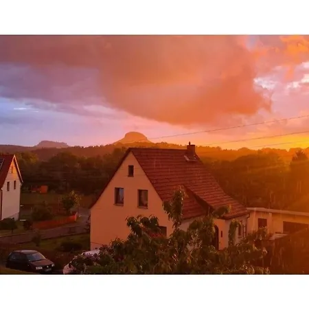 On The Edge Of Town Comfortable Vacation